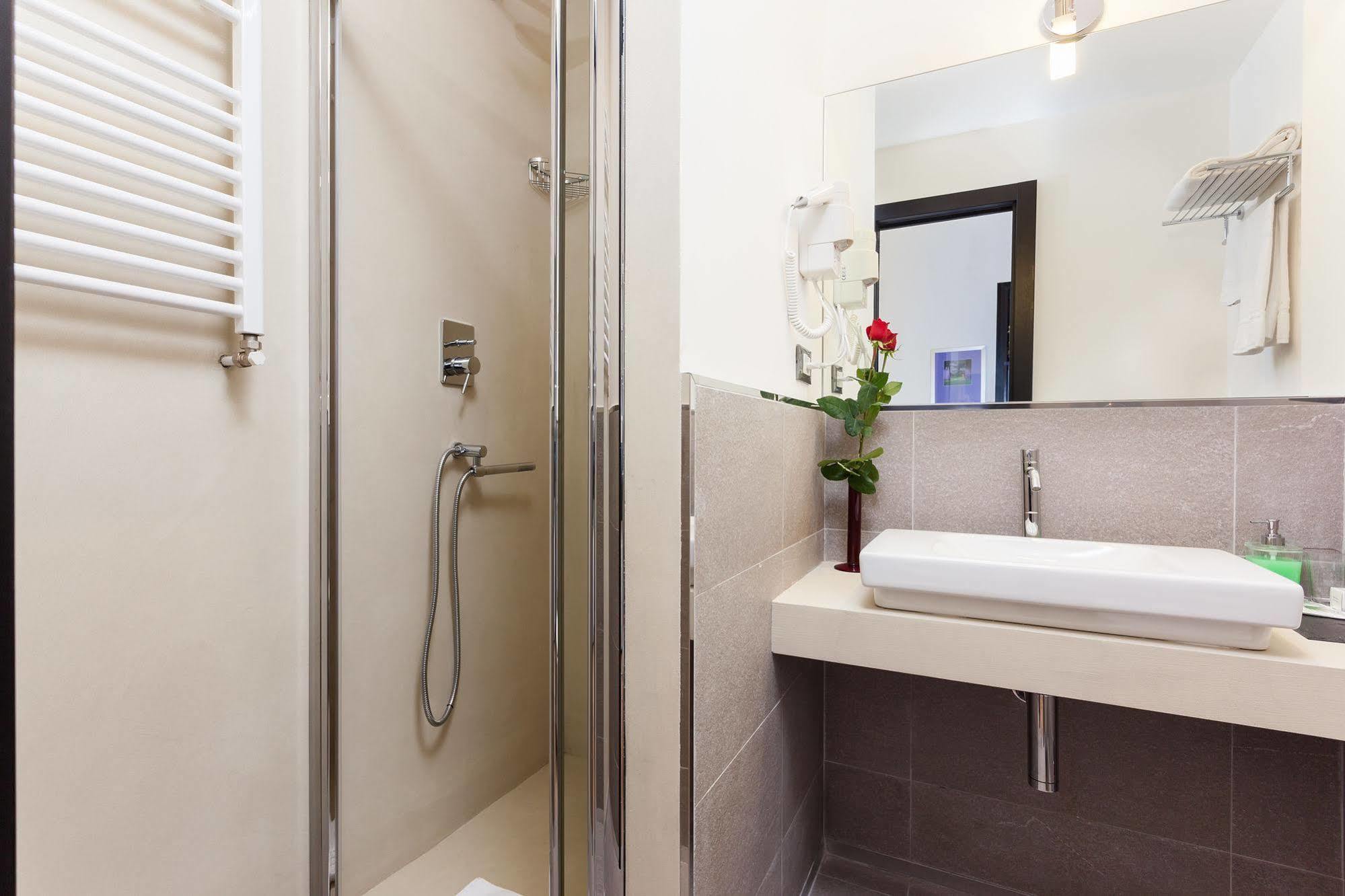 Domus Best Guest House روما المظهر الخارجي الصورة