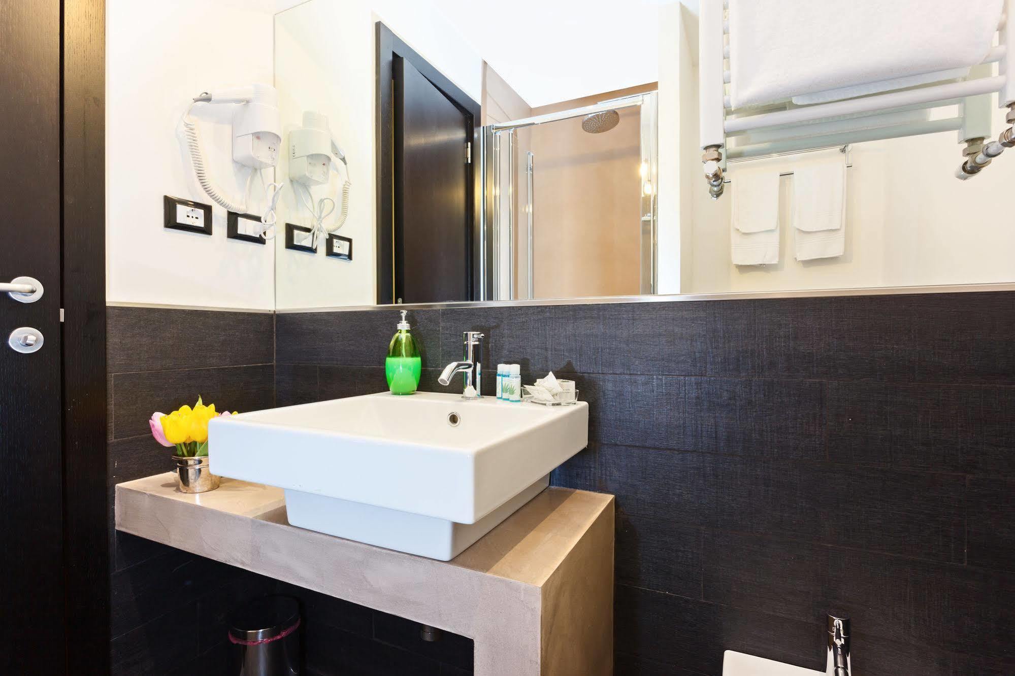 Domus Best Guest House روما المظهر الخارجي الصورة