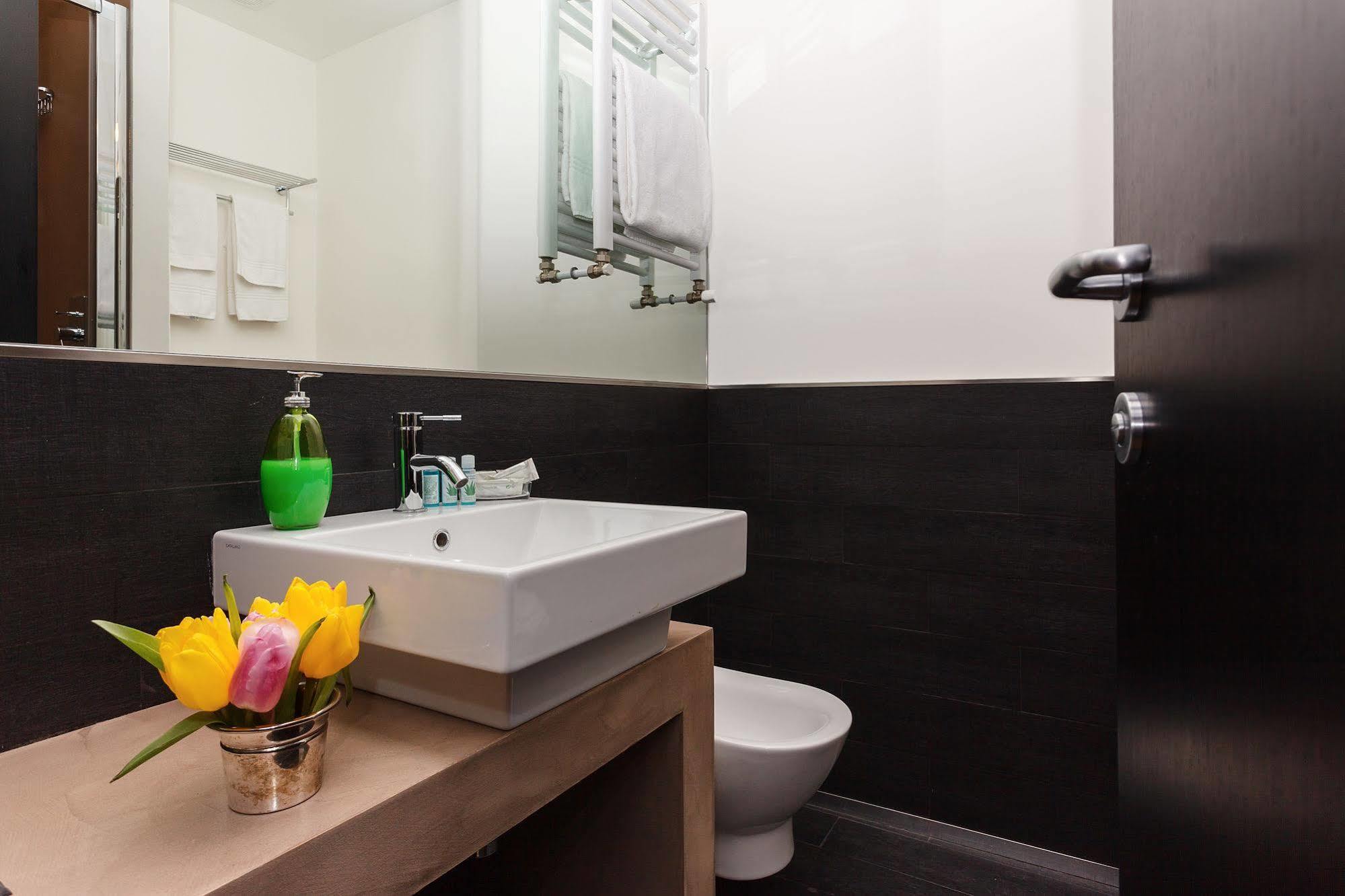 Domus Best Guest House روما المظهر الخارجي الصورة