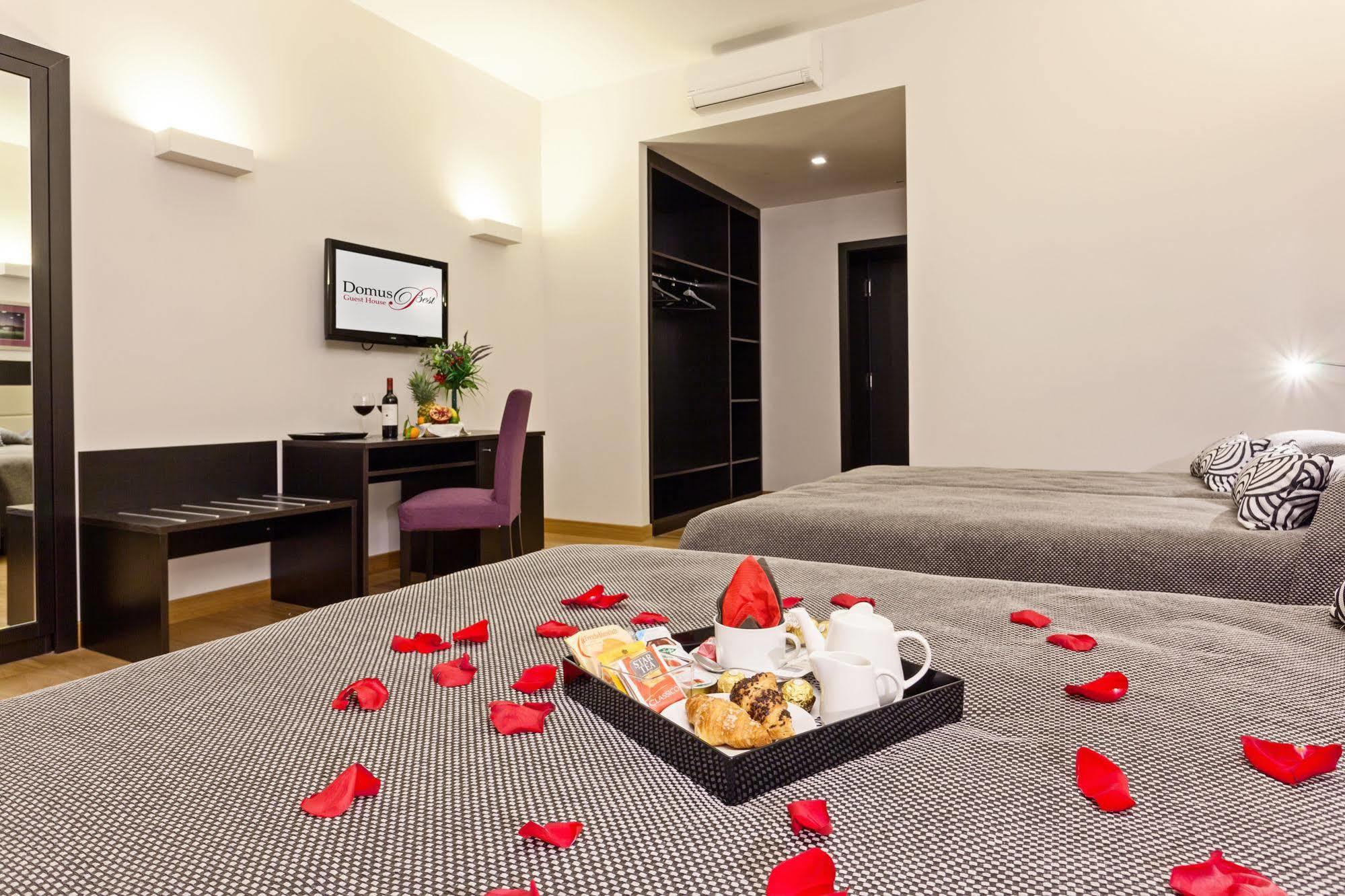 Domus Best Guest House روما المظهر الخارجي الصورة